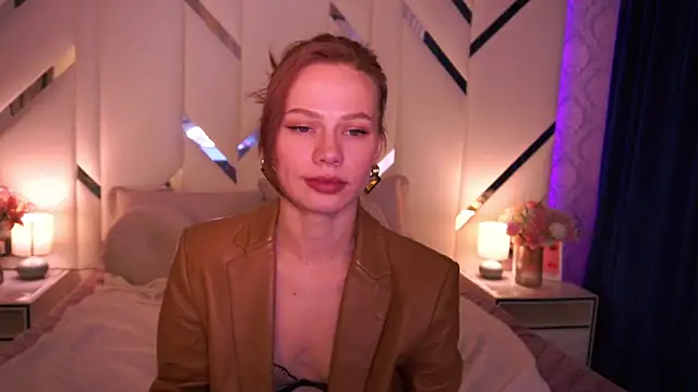 ShyySiren Adlı Modelin Canlı XXX Sohbeti