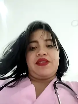 MILA__06's Webcam Show