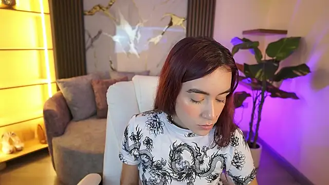 TessaaFox Adlı Modelin Canlı XXX Sohbeti