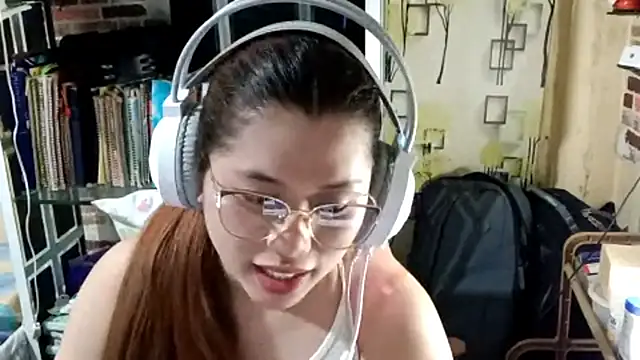 TennieReichow's Live XXX Chat