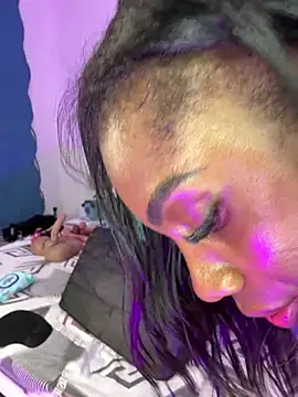 Chat +18 de Blackrosse__ ao vivo