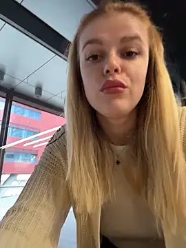 HarrietDartn Live XXX chat