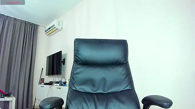 Findom_guy Webcam Show