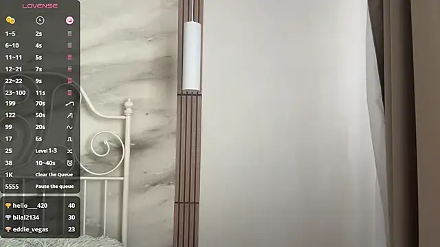 KitCerveny Live XXX-chat