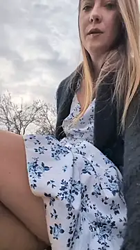 Risky_girl23_ 라이브 XXX 채팅