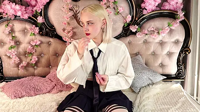 KirstinMcgeady Chat XXX live