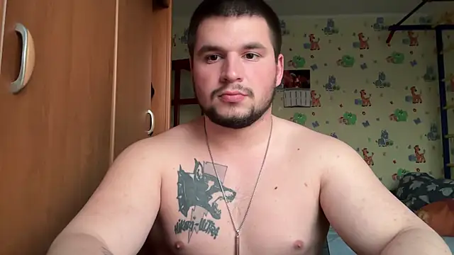 chiraq1945 Show Webcam