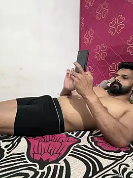 Vineeth3906 即時 XXX 聊天