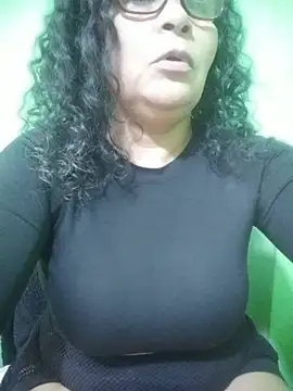 Amarantha25's Live XXX Chat