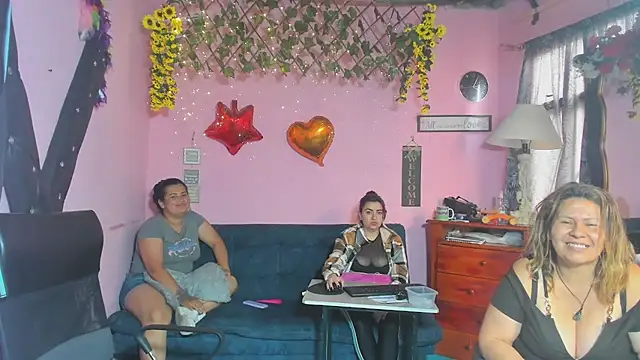 lesbiancuple's Live XXX Chat