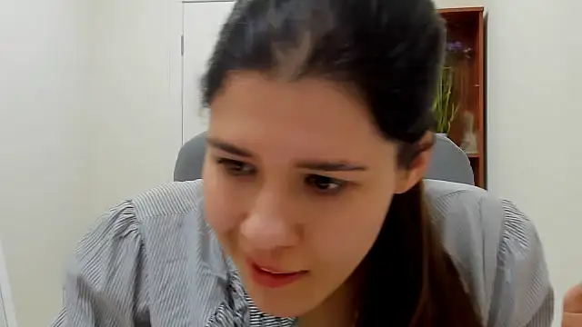 Joannia Live XXX-Chat