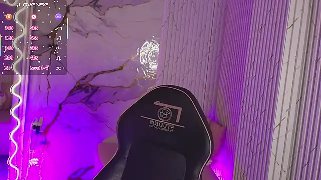 PEACHY_TAY Live XXX-chat