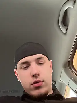 Channingboy Adlı Modelin Canlı XXX Sohbeti