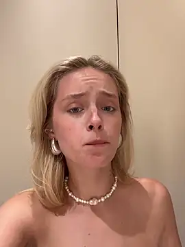 SunnyShiney's Webcam Show