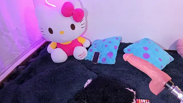 CassieBigass_ Chat XXX in diretta