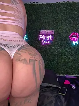 RenaThickAss' Webcam Show