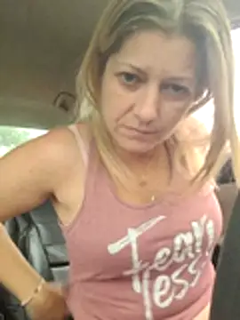 دردشة NikkiBlisss الجنسية المباشرة