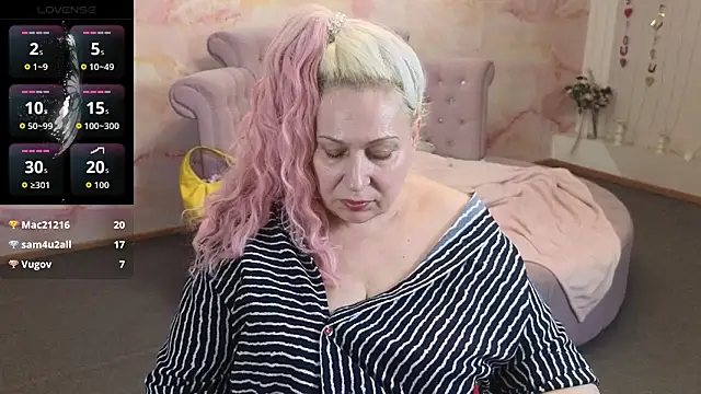 Chat +18 de Penelope_Pinky ao vivo