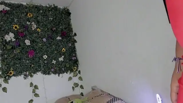 chloe_kisses' Live XXX Chat