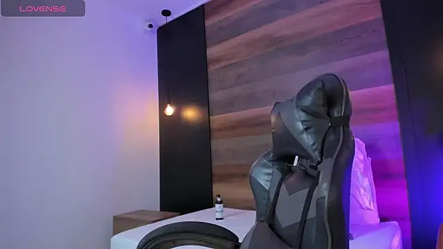 desireee_'s Live XXX Chat