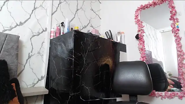 VIOLETTA-HOT Chat XXX in diretta