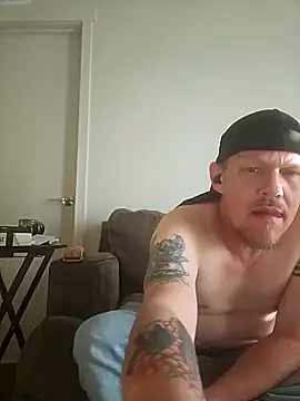 yourMasterisBored's Webcam Show