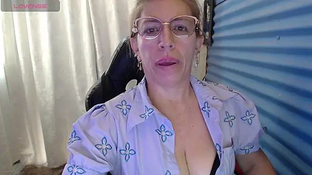 Chayla_Ruiz Live XXX-Chat