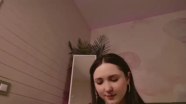 Tiny_BunnyX Chat XXX live