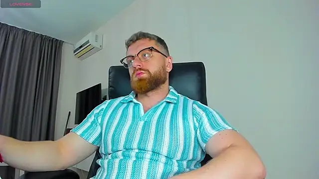 Findom_guy 现场XXX聊天