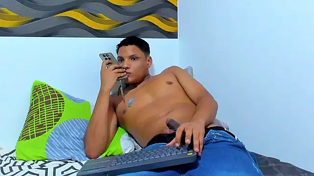 Chat XXX en directo de Iker_Villanueva