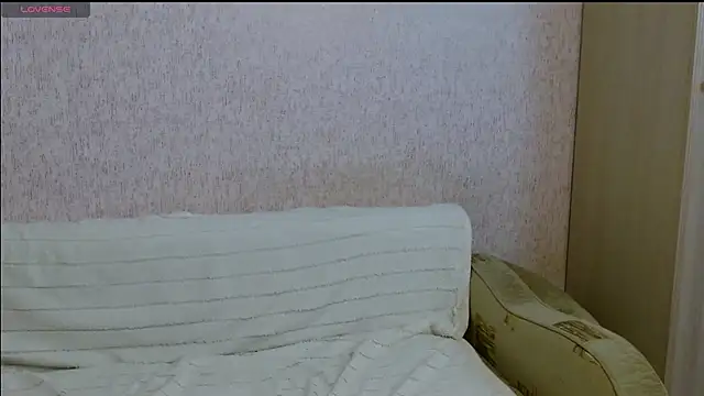 Aestheticguy101のウェブカメラショー