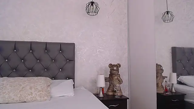 Sabriinaa_FoxxのライブXXXチャット