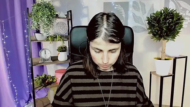 MartaEdams 라이브 XXX 채팅