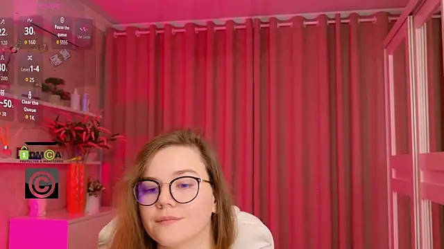 KellyKleine Adlı Modelin Canlı XXX Sohbeti