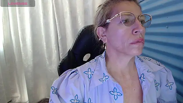 Chayla_Ruiz's Live XXX Chat