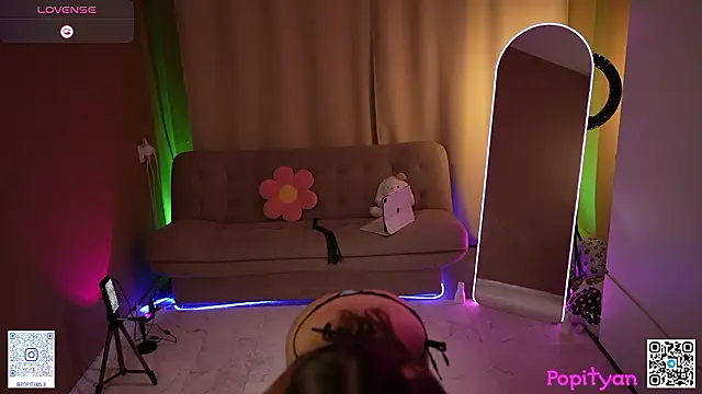 Chatroom XXX en direct de popityan1