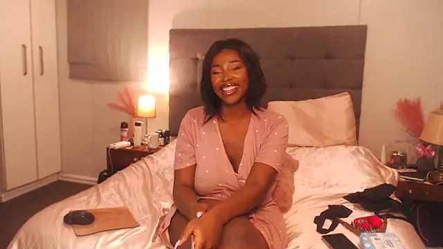 Chat XXX en directo de Candykitty01