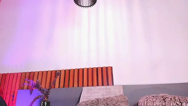 SeleneLujan: онлайн-секс-чат