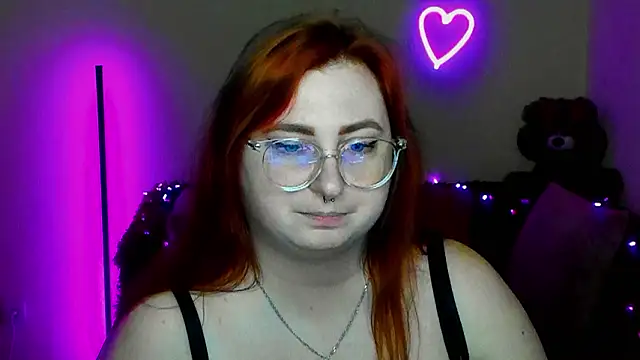 Pokazy przed kamerką – Alicia_love00