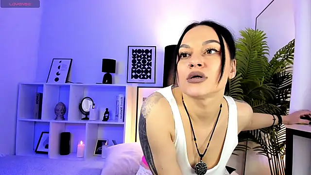 Chatroom XXX en direct de ArielMirz