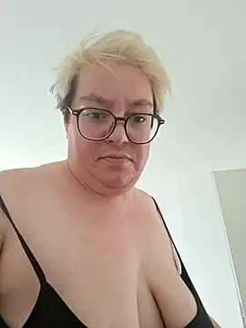 Show de webcam de Bella_Blue6