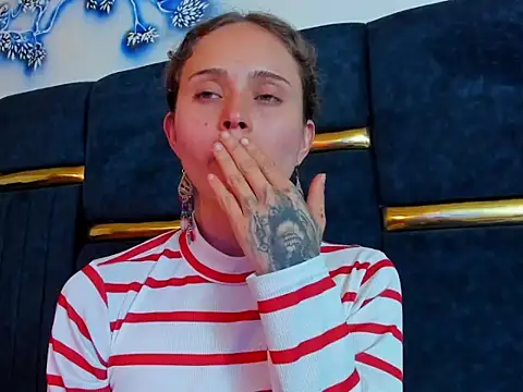 แชท XXX สดของ fulfill_fantasies1