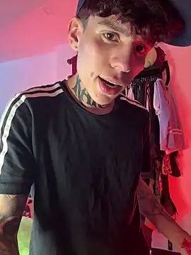 Angelcumm_ Show in webcam