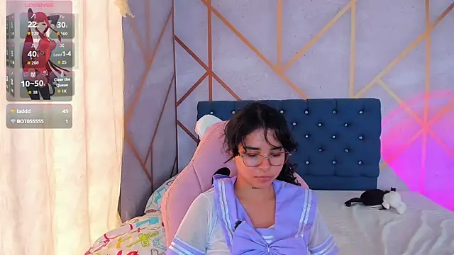 _vaiolet_owo's Live XXX Chat