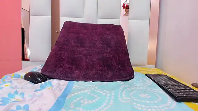 Chat +18 de Demi_hot69 ao vivo