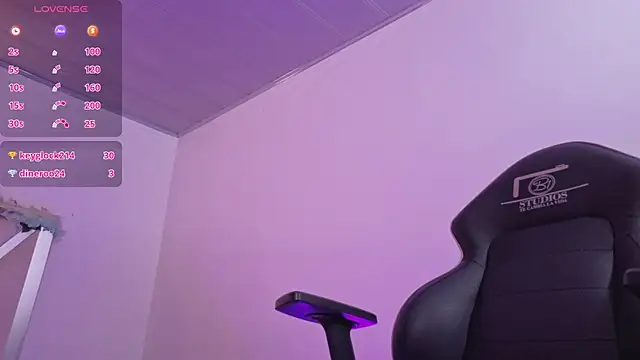 Онлайн чат XXX ZURY_TAY