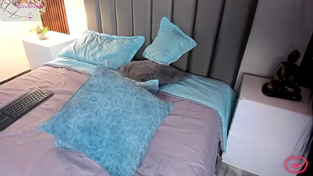 Veronicalanx1: онлайн-секс-чат