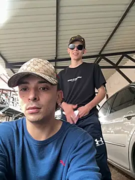 Daddyrich_632: онлайн-секс-чат