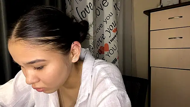 Chat +18 de CatherineForbes ao vivo