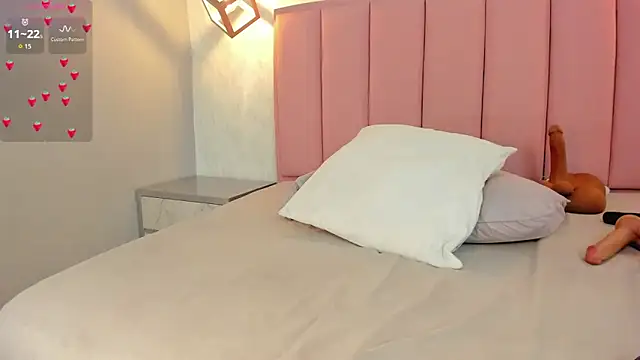 SUNNYCYRUS 라이브 XXX 채팅